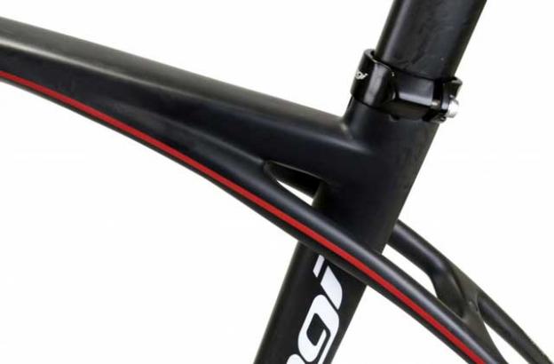 The seatstays on the patented Longbow Flex frame are separated from the seatpost. 
