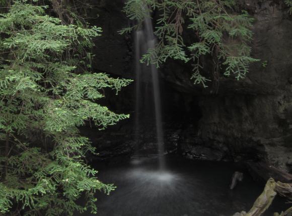 Twenty-foot Sempervirens Falls is a popular Big Basin destination.  Photo by Gnissah/Creative Commons.